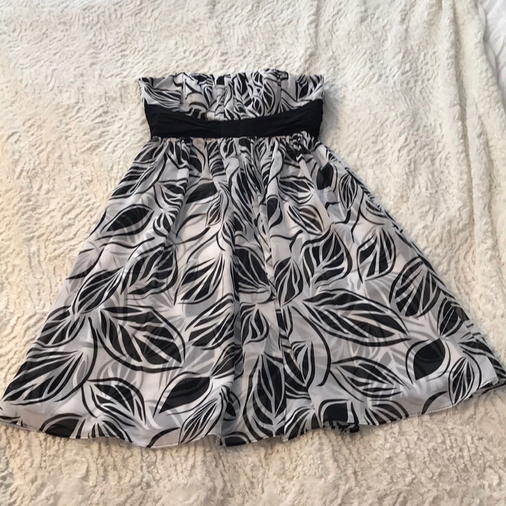 White House Black Market dress